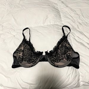 Vintage Victoria’s Secret Very Sexy bra